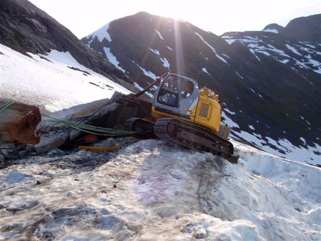 Gravemaskin Stordals-/Norddalsfjell bilde 3