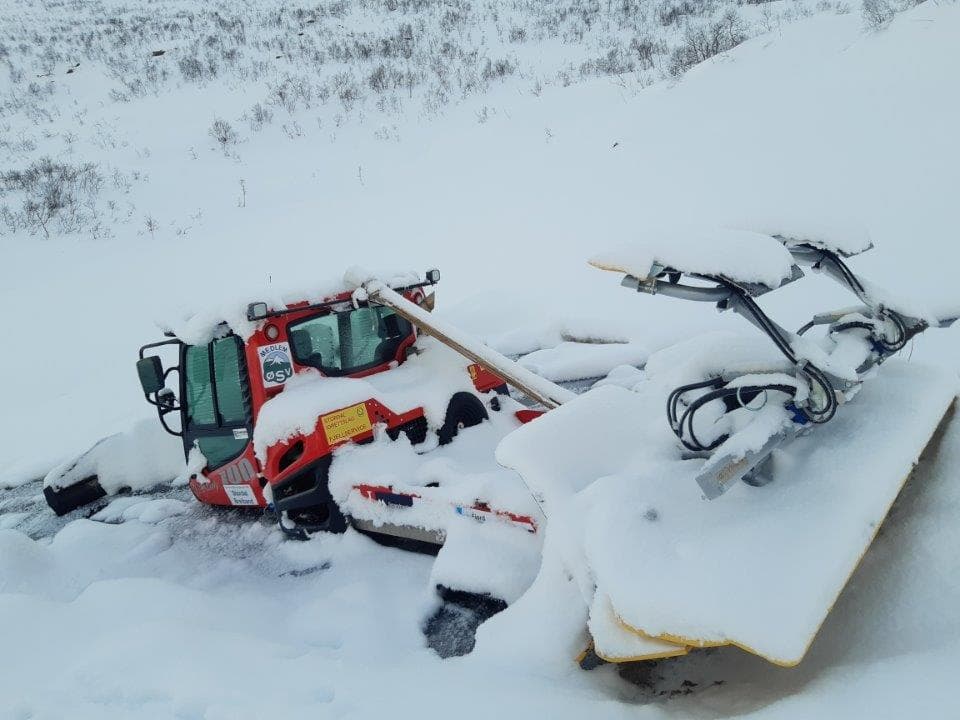 Trakkemaskin Overøye, februar 2021 hovedbilde